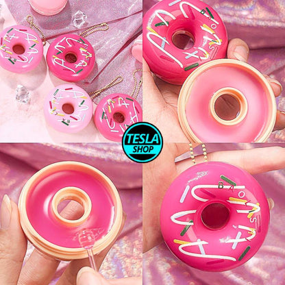 Krofnica balzam za usne – slatka nega i hidratacija kao privezak